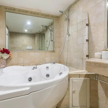 Trastevere Vatican Luxury 5 Stars Apartment