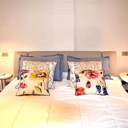 Apartment Trastevere Vatican Luxury 5 Stars